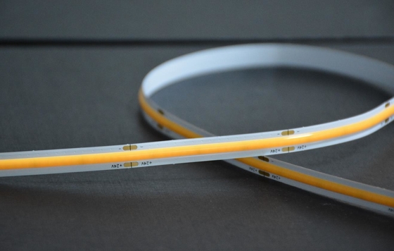 C.C flexible de la bande 480chips 8mm 10w 24V d'ÉPI