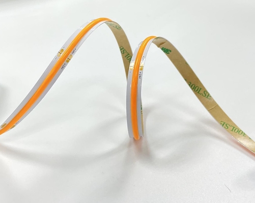 Bande menée par ÉPI flexible jaune d'or 1800K